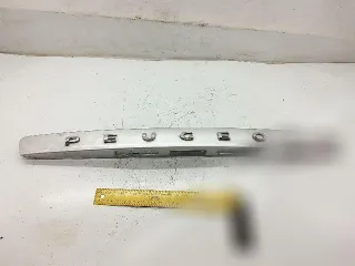 96806028 Молдинг крышки багажника Peugeot 308 1 Арт 129610017, вид 1
