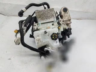 154759500E,152300200B,1501200CLB,150680300F,154990200C,150140000B,150202000B Подогреватель охлаждающей жидкости (антифриза) Tesla model 3 Арт 142352701, вид 1