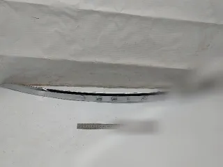 104692000B Бленда Tesla model X Арт 142393558