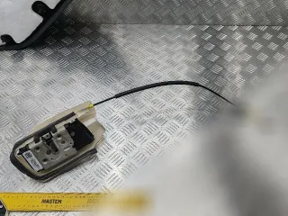 150067400A Замок двери задней левой Tesla model 3 Арт 143695173, вид 1