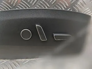 109834800I,109834900I,155185501A Кнопка регулировки сидения Tesla model 3 Арт 146889802, вид 2