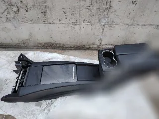 102673000,103243100 Консоль салона (центральная часть) Tesla model X Арт 147263631, вид 1