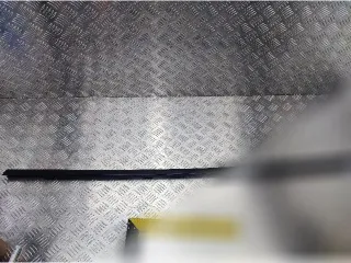 103217500 Молдинг стекла двери задней левой наружный Tesla model X Арт 148450303, вид 1