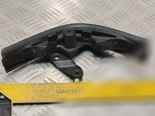 104938600C Уплотнитель Tesla model X Арт 148515191, вид 3