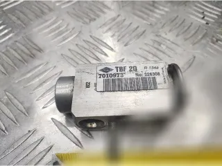 7010973 Клапан ТРВ (расширительный) кондиционера Volvo S80 2 restailing  Арт 149942901_1, вид 2