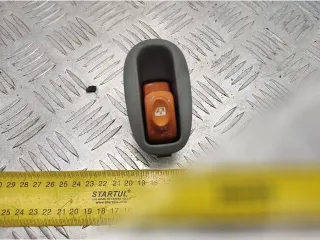 7700836267 Кнопка стеклоподъемника заднего правого Renault Scenic 1 Арт 152707341_1, вид 1