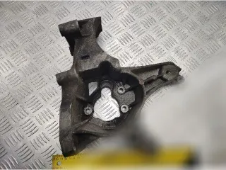 7700113574 Кронштейн генератора Volvo V40 1 Арт 152707866_5, вид 1