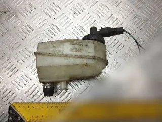 7700436913,7700828034 Бачок главного тормозного цилиндра Renault Megane 2 Арт 153566598_1, вид 1