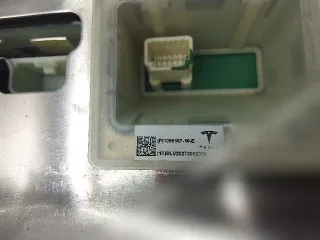 107191700E,113555802D Порт зарядный Tesla model 3 Арт 155058999_1, вид 8