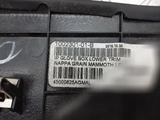 100230101B Накладка декоративная на торпедо Tesla model X Арт 155429700, вид 4