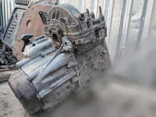 20LM23 КПП механическая (МКПП) 5-ступенчатая Peugeot 406 Арт 159215707_1, вид 2