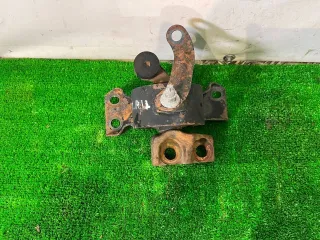 Подушка двигателя Mazda MPV 2 2.0л 2002г.  - Фото 5