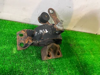 Подушка двигателя Mazda MPV 2 2.0л 2002г.  - Фото 2