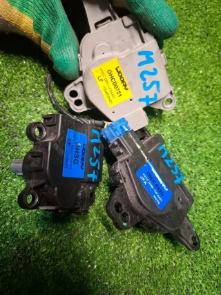 HVCCD266THFAA01,HVCCD332LFDAA01,HVCCD267LFDAA01 Моторчик заслонки печки Kia Optima 4 Арт 96711856, вид 2