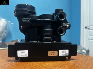 4801030150,0004292624,0004291924 Кран модулятор EBS Mercedes Actros Арт 24612, вид 1
