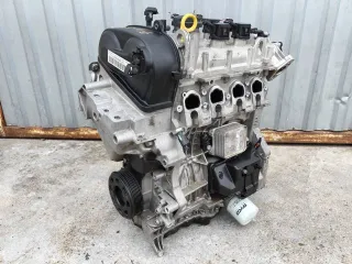 CZEA,CZE,04E100034F Двигатель Audi A3 8V Арт 39369940, вид 12