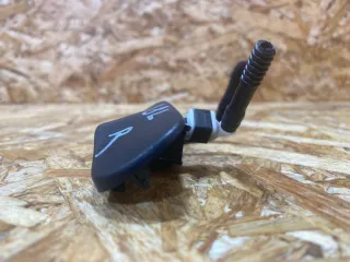 8V3955988A Форсунка омывателя Audi A3 8V Арт 39369938, вид 3