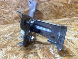 8V0821136A Кронштейн крепления крыла переднего правого Audi A3 8V Арт 39369935, вид 3