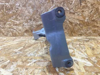 8V0821136A Кронштейн крепления крыла переднего правого Audi A3 8V Арт 39369935, вид 7