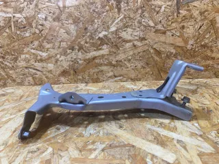 8V0821136A Кронштейн крепления крыла переднего правого Audi A3 8V Арт 39369935, вид 8
