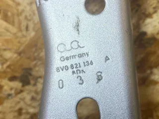 8V0821136A Кронштейн крепления крыла переднего правого Audi A3 8V Арт 39369935, вид 9