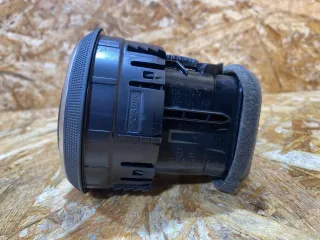 8V0820901 Дефлектор обдува салона Audi A3 8V Арт 39369914, вид 4