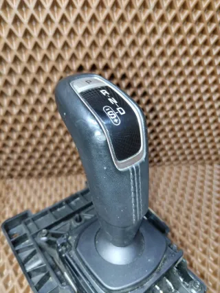 J9C37E453AA,J9C2714 Кулиса Jaguar E-PACE Арт 100266, вид 3