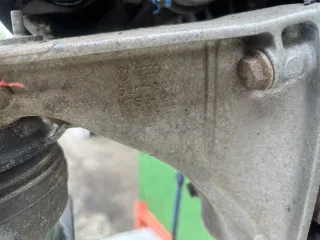 1H0199354H Кронштейн двигателя Volkswagen Passat B4 Арт 96729187, вид 2