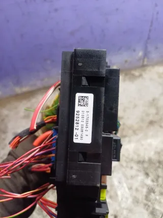 9252812 Блок предохранителей BMW 5 F10/F11/GT F07 Арт 96734927, вид 3