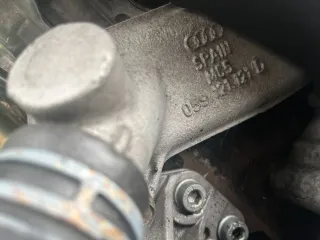 059121121D Корпус термостата Audi A6 C5 (S6,RS6) Арт 96735570, вид 2