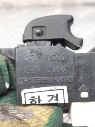 935753C010 Кнопка стеклоподъемника заднего правого Hyundai Santa FE 1 (SM) Арт 42532, вид 6