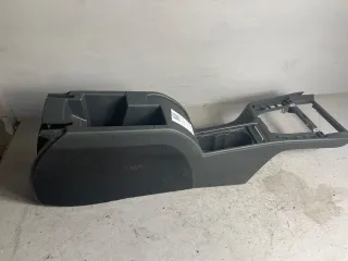 3T0863241D Консоль салона (кулисная часть) Skoda Superb 2 Арт 96730276, вид 1