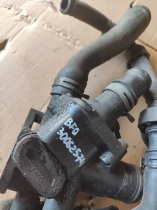 Фланец (тройник) системы охлаждения Volkswagen Golf 5 Арт 96764302, вид 5