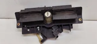 8D9827565C Ручка крышки багажника Audi A4 B5 Арт 16843, вид 1