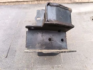 4L0807133A Кронштейн усилителя бампера переднего (домик) Audi Q7 4L Арт 96765726, вид 3