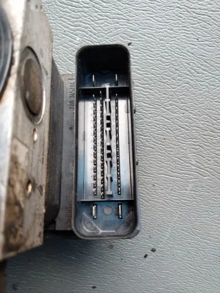 8200007442B Блок АБС (ABS) Renault Laguna 2 Арт D411, вид 2