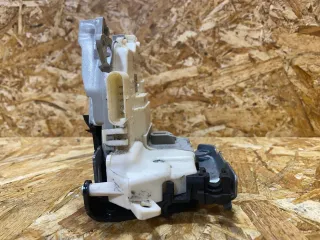 8K0839015H замок двери задней левой Audi A3 8V Арт 39369998, вид 4