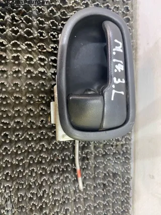KW12,MDH20I Ручка внутренняя передняя левая Mazda 626 GF Арт 29-24-924, вид 1