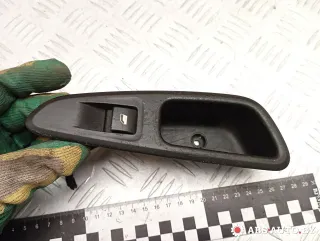 11688,96565185XT,53269803 Кнопка стеклоподъемника заднего левого Peugeot 308 1 Арт A29287, вид 1
