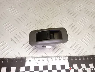  Кнопка стеклоподъемника заднего правого Toyota Rav 4 2 Арт A29036_1, вид 1