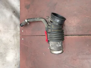  Патрубок воздушного фильтра Nissan Almera Tino Арт 00267847