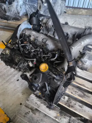 F9Q 812 Двигатель Renault Scenic 2 Арт 96664855, вид 1