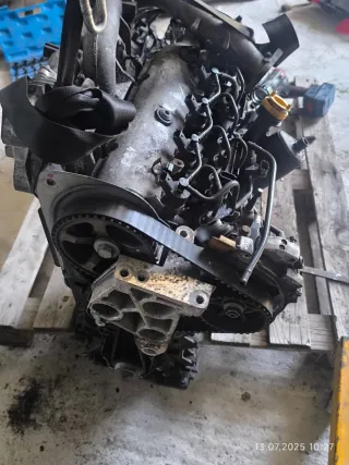 F9Q 812 Двигатель Renault Scenic 2 Арт 96664855, вид 2