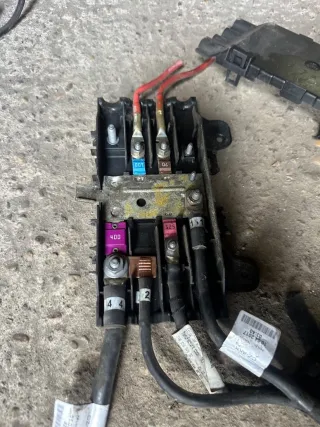 7C0971157B Плюсовой провод аккумулятора MAN TGE Арт 96890301, вид 2