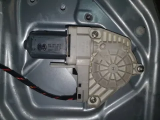 3T0837461A Стеклоподъемник передний левый Skoda Superb 3 Арт 37532, вид 8
