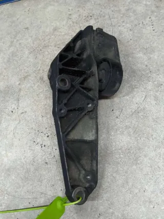6G9Q3K738BB Кронштейн двигателя Ford Galaxy 2 1.8л Арт 01400588, вид 4