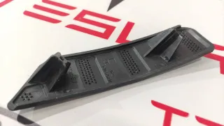 1059979-00-B Кронштейн крепления фары противотуманной левой Tesla model S Арт 99477858, вид 2