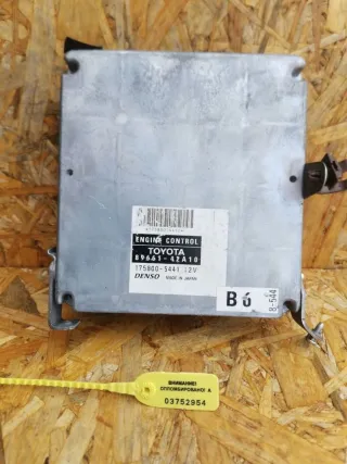 8966142A10, 1758005441 Блок управления двигателем Toyota Rav 4 2 Арт 96911566, вид 1