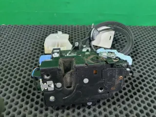 7L0839016D Замок двери задней правой Volkswagen Touran 1 Арт 96911623, вид 3