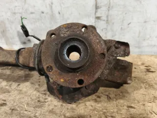 8D0407257 Кулак поворотный передний правый Volkswagen Passat B5 Арт 96926308, вид 2